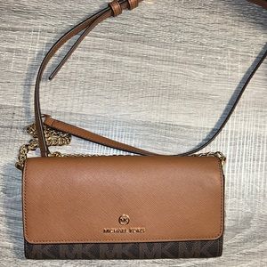 Micheal Kros Brown Crossbody Purse